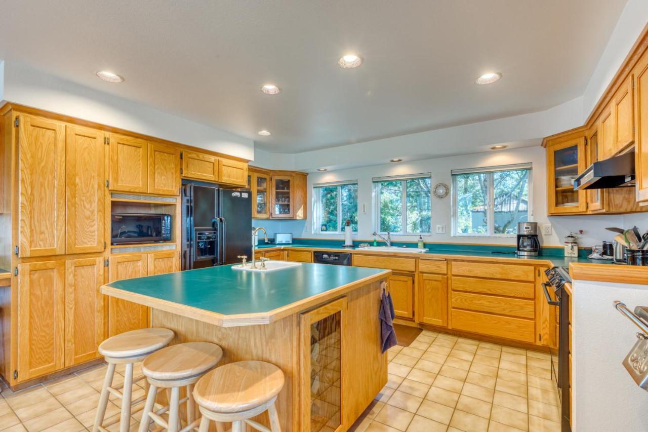 Forest Ridge Retreat Coos Bay Exterior foto